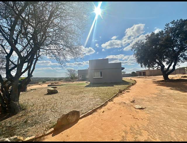 2,000M² SMALLHOLDING FOR SALE IN DALMADA AH